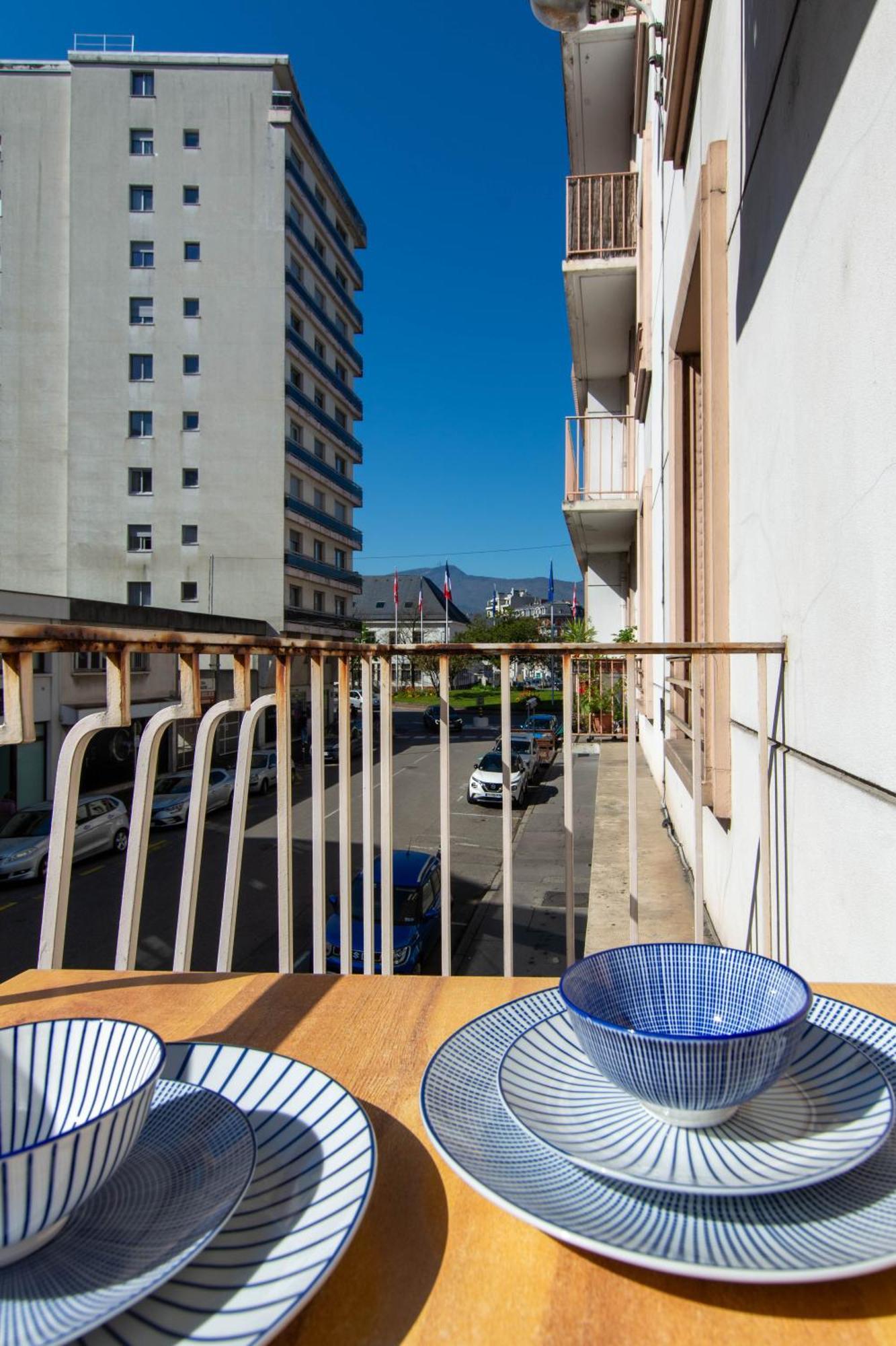 Appartement T3 Gare De Chambery Centre Ville エクステリア 写真