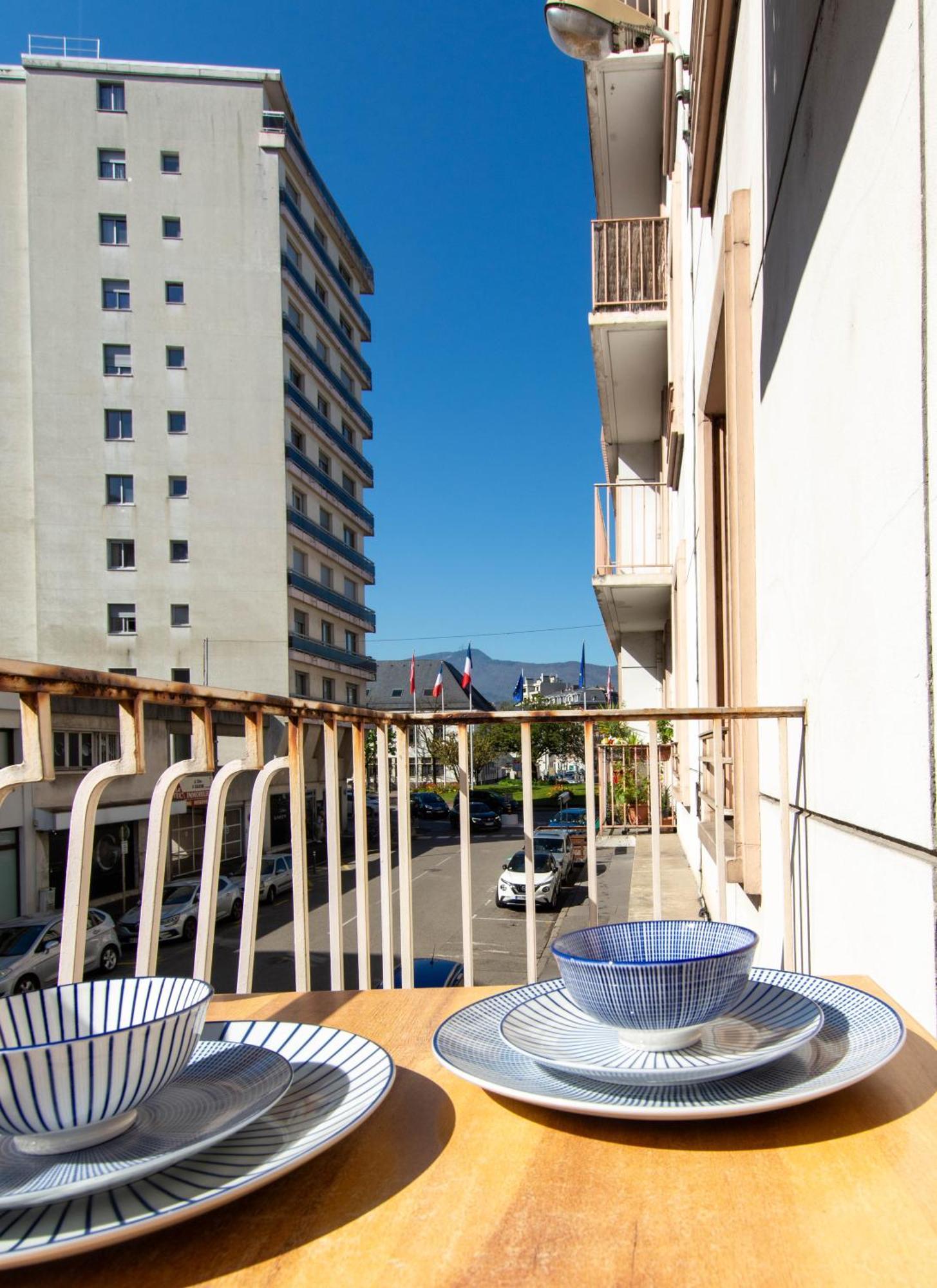 Appartement T3 Gare De Chambery Centre Ville エクステリア 写真
